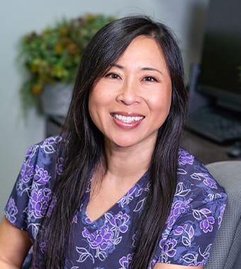 Dr. Nancy Su, Deer Park Veterinarian